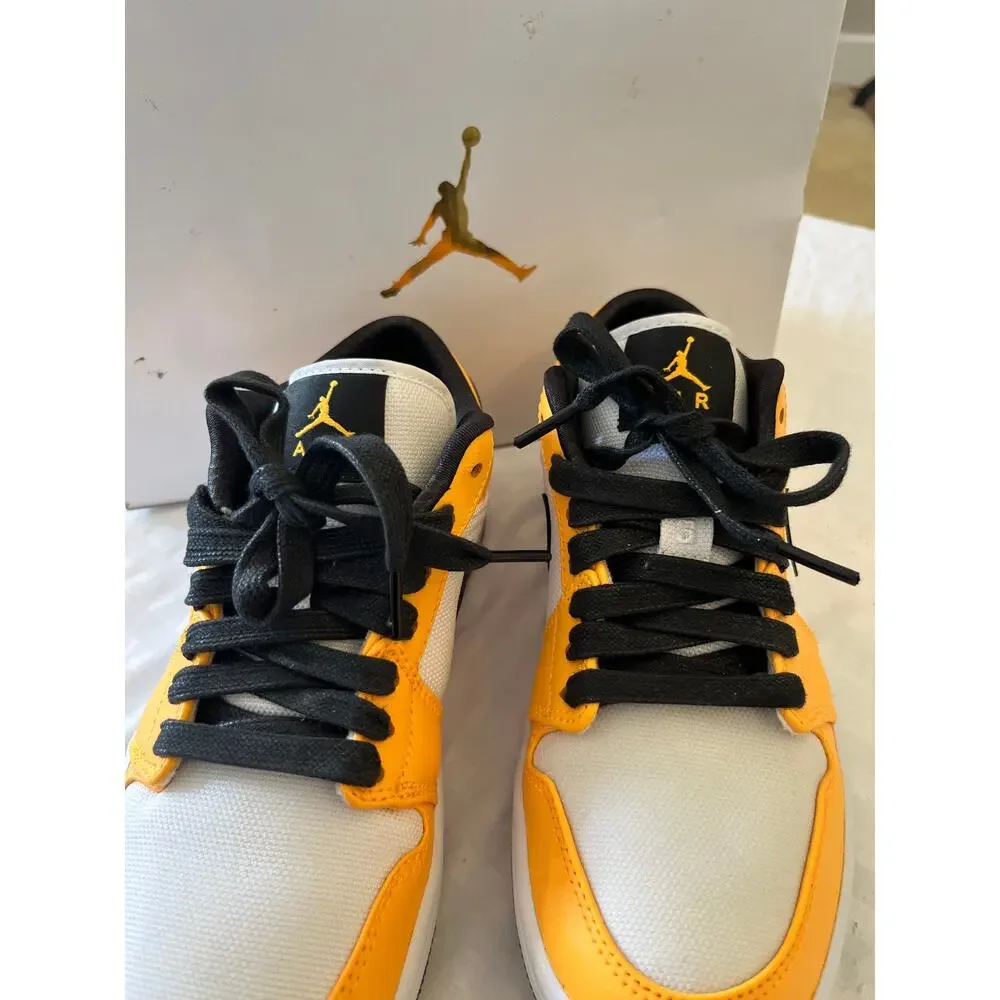 Nike Air Jordan 1 Low SE Laser Orange White Black Womens 7 CZ4776-107 w/‎ Box